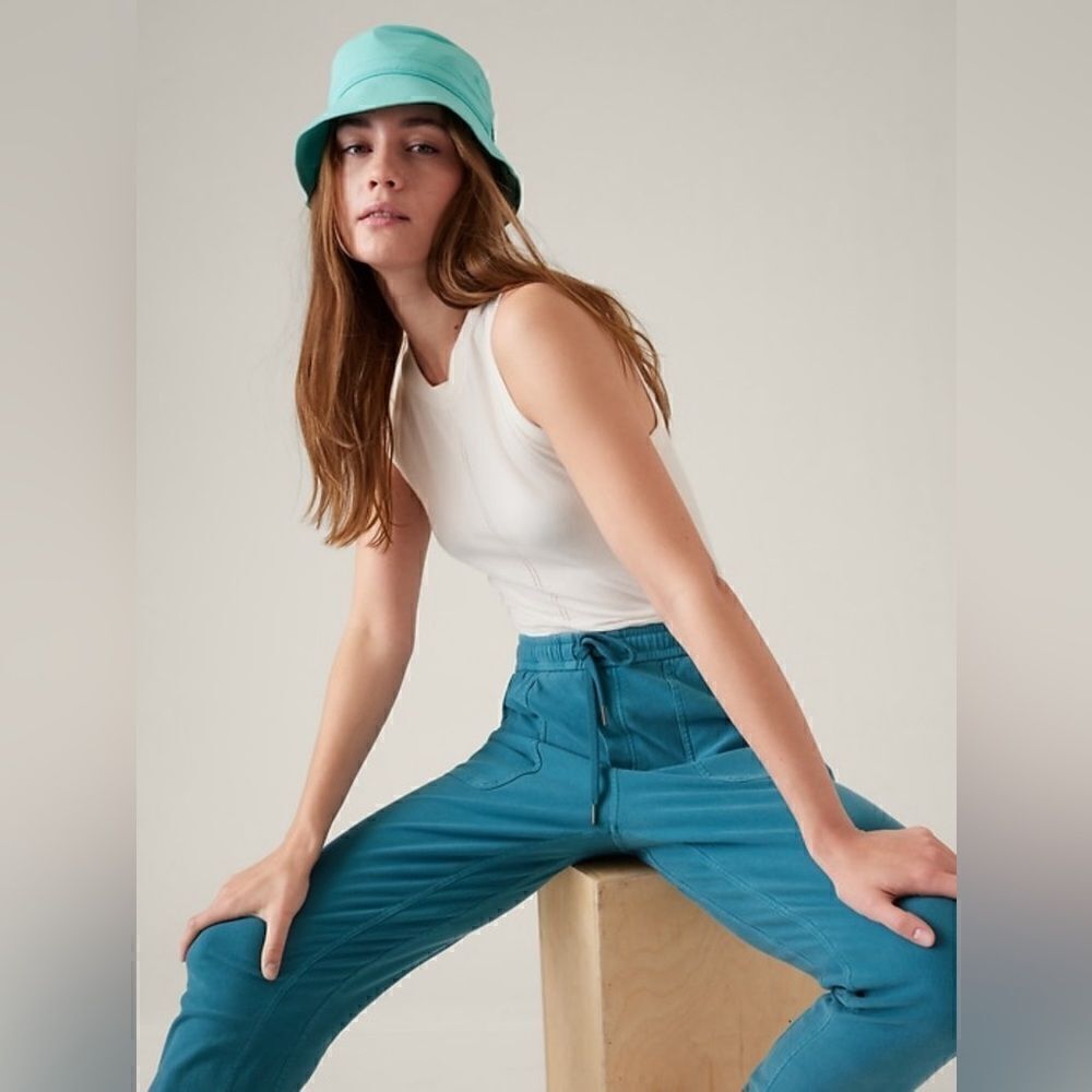 Athleta Bucket Cap - Picture 4 of 9
